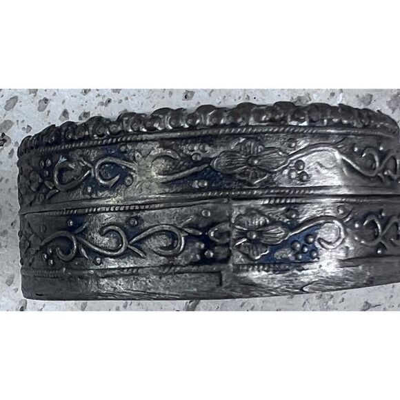 Asian Pewter Pill Case with Mirror Asian woman Sitting on Bench - Picture 9 of 9